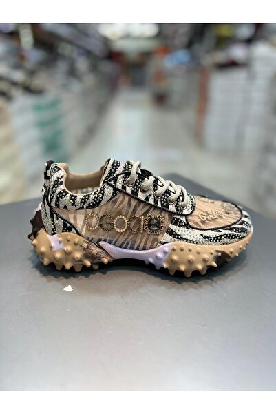 Guja أحذية رياضية نسائية أنيقة مستوردة مزينة بالأحجار