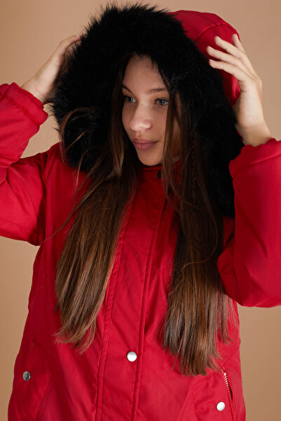 Cansın Mini Kırmızı Kürklü İçi Astarlı Çıkarılabilir Kapüşonlu Kız Çocuk Mont 19355