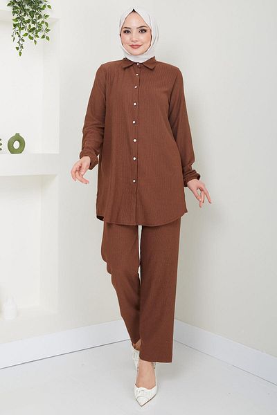 hafsamina Кафяв крепиран костюм-риза HM2394