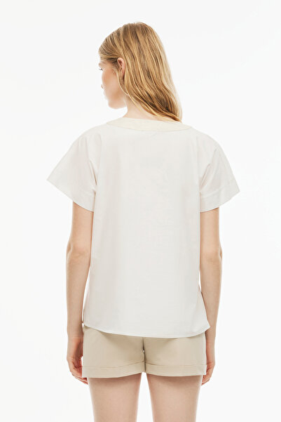 Perspective Felecias Comfortable Fit Standard Size Short Sleeve Crew Neck Ecru Color Women's Blouse