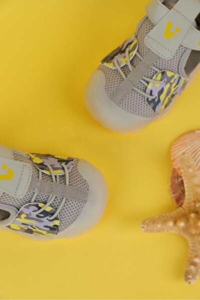 Vicco Size 22-25 Boy's Gray Color Vicco Monrovia Lighted Sandals