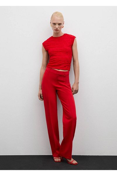 MANGO Woman Kurzärmeliges, strukturiertes T-Shirt
