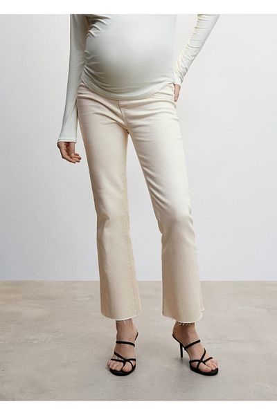 MANGO Woman Ausgestellte Umstandsjeans