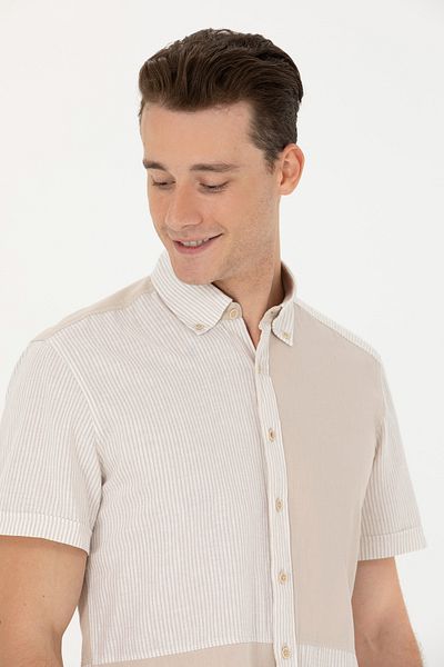 U.S. Polo Assn. Мъжка риза с къс ръкав в цвят „камък“ 50263754-VR049