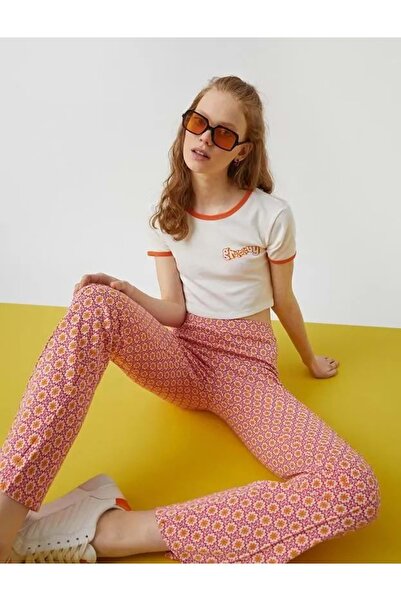 Koton ملابس نسائية تي شيرت 2YAL18002OK أبيض فاتح أبيض فاتح