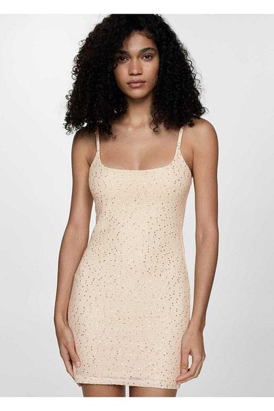MANGO Woman Kurzes, tailliertes Paillettenkleid
