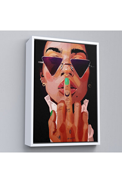 Limitless Femeie sexy cu cadru din lemn care arată degetul Tablo-7747