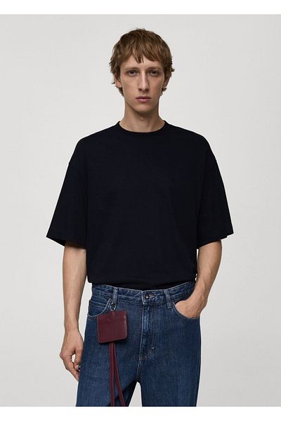 MANGO Man T-Shirt aus 100 % überschnittener Baumwolle