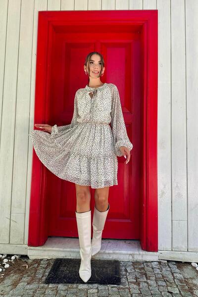 Elbee Fashion Woman Rochie cu buline cu etaje