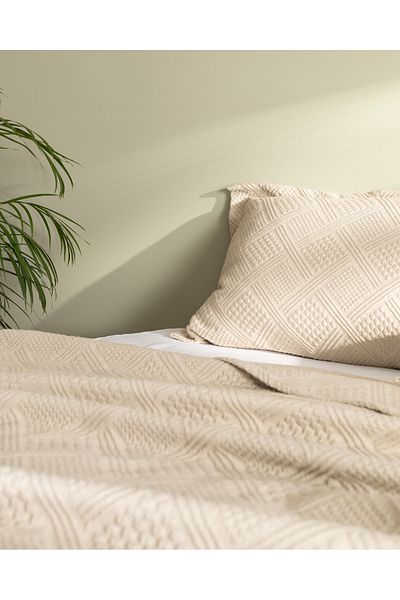 Madame Coco Beige Triangle Double Bedspread