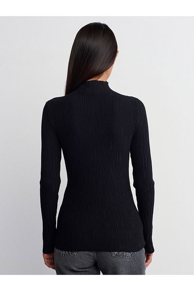 Dilvin 10631 Pulover negru cu textura subțire cu guler ridicat