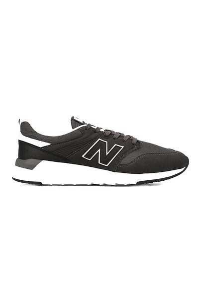 New Balance Pánské černé tenisky - Lifestyle Ms009Btc