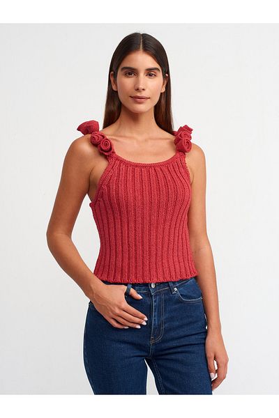 Dilvin 10524 Strappy Handcrafted Flower Detailed Knitwear Top-Red