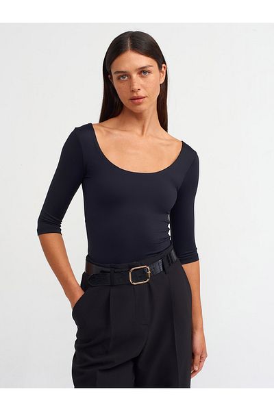 Dilvin Model 30900 - Tricou Negru Poliamidă Decolteu Barcă