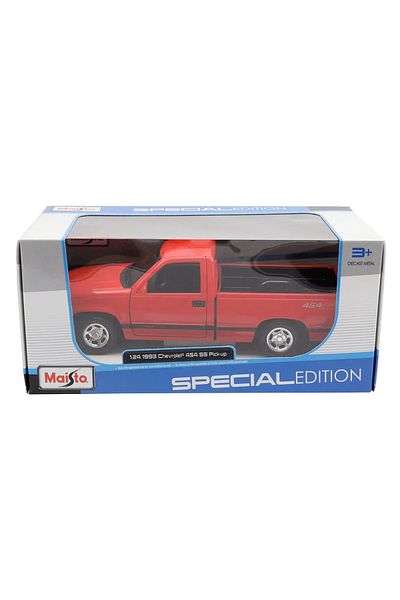 Maisto 1993 Chevrolet 454 Ss Pick-Up Model Car 1/24 - Red
