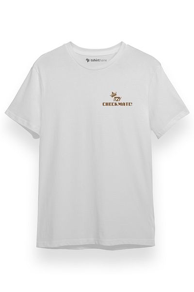 Tshirthane Ανδρικό μπλουζάκι ITZY Checkmate Λευκό κοντομάνικο