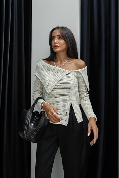 Havoş Front Buttoned Ecru Boat Neck Blouse