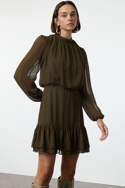 Trendyol Collection Téli mini sifon ruha - khaki, hajlított szoknya, TWOAW24EL00592