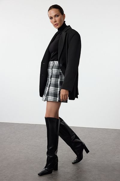 Trendyol Collection Kostkovaná antracitová minisukně – dvouřadá, tkaná, Twoaw21Et0589