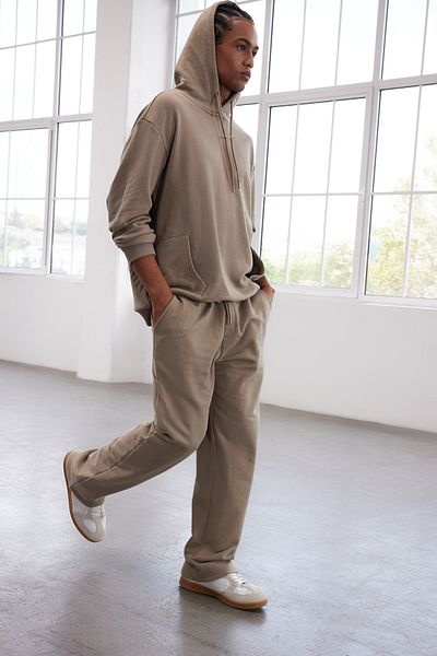 Trendyol Collection Limited Edition Nerz Oversize/Weit geschnittene Carpenter-Jogginghose TMNAW25EA00018