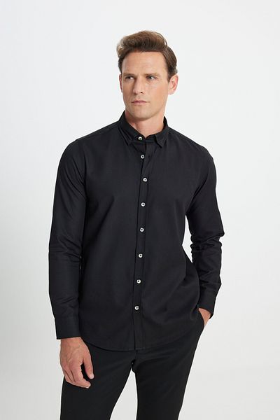AC&Co / Altınyıldız Classics Schwarzes Flanell-Oxford-Winterhemd im Slim Fit, geknöpfter Kragen