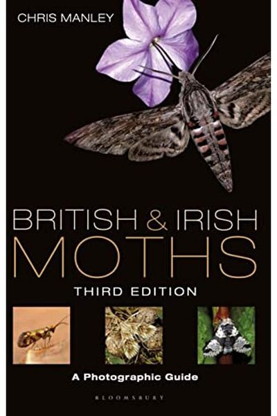 Macmillan Distribution British And Irish Moths Third Edition A Photographic Guide