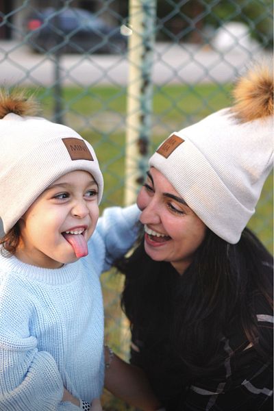 Vennusbaby Mama & Mini Mother Child Pompom Beanie Set of 2 (CHOOSE THE SIZE FOR THE CHILD, ADULT IS STANDARD)