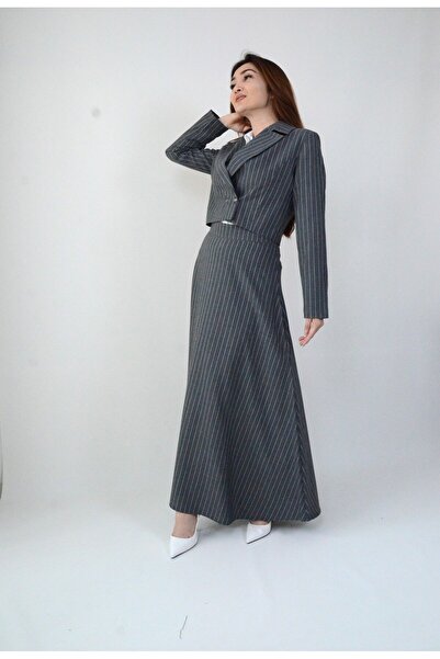 Bezzazzen CROP ÇİZGİLİ BLAZER