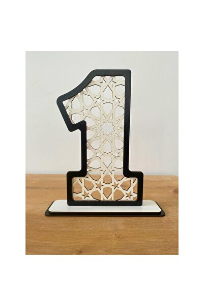 WoodenZoo ديكور طاولة عيد الميلاد الأول (أسود-أبيض مع موضوع بشيكتاش)