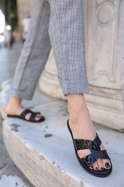 NILUFARR Papuci de damă Elsa Black Crocodile din piele naturală