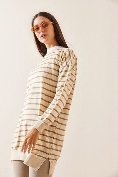 XHAN Brown Crew Neck Striped Sweatshirt 5Yxk8-48917-18