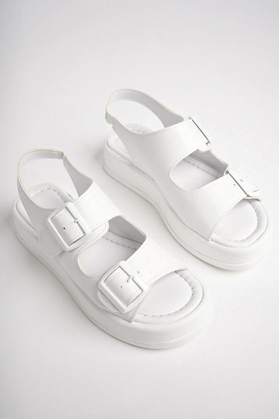 MUGGO JASMINE Garantiert - Damensandalen mit Doppelriemen, Keilabsatz und Gummizug