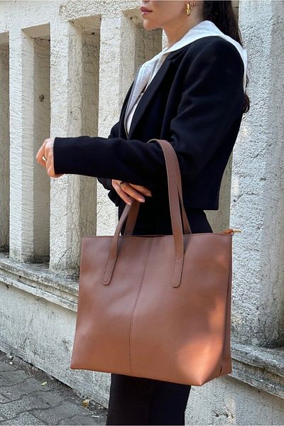 Yuka Atelier Geanta de umar Grande - Design elegant si confortabil