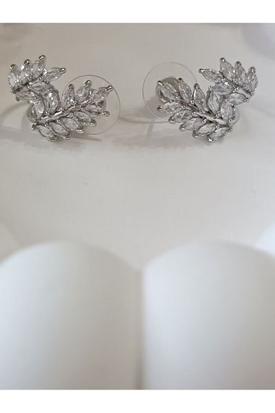 Ebijuteri Leaf Jewelled Zircon Earrings