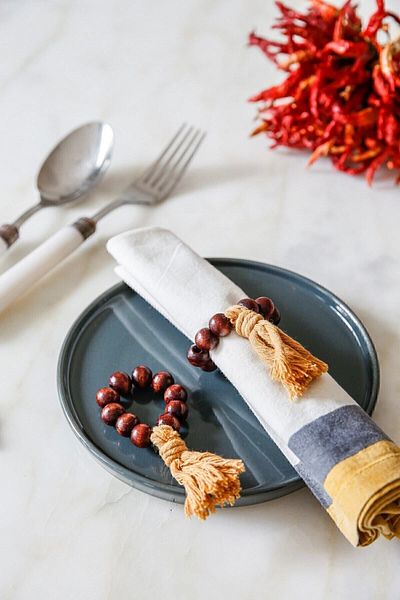 Arma House 6-Piece Wooden Yellow Tasseled Napkin Rings