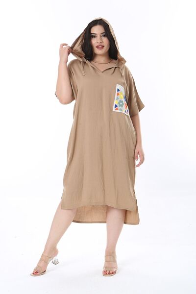 Şans Дамска плетена рокля с качулка и джобове с голям размер и детайли с нисък ръкав 65N36012