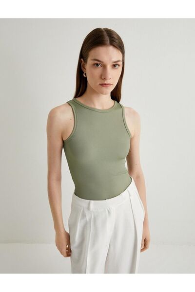 Koton γυναικείο μπλουζάκι με λαιμόκοψη