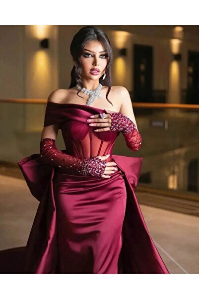 Gold Dresses فستان سهرة ساتان بذيل وتفاصيل مطرزة - ABY241609