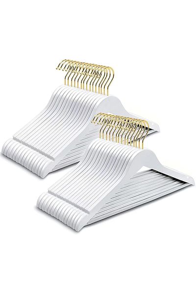 İstoç AVM 24 Pieces White Wooden Look Plastic Hanger Clothing Clothes Shirt Hanger with Gold Hook