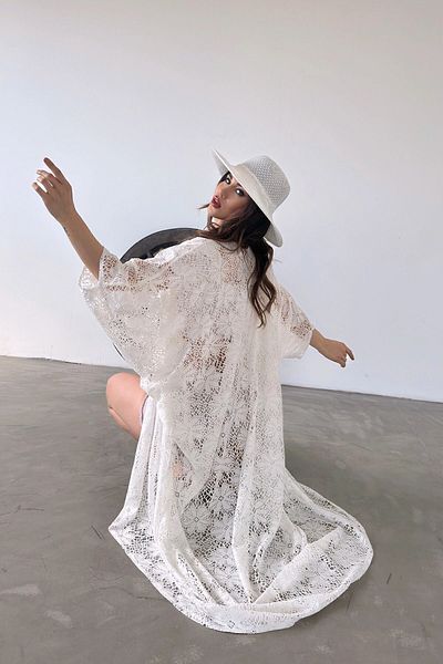 bacc Kimono lung din guipur cu model de flori albe pentru femei Bcdf- 246007
