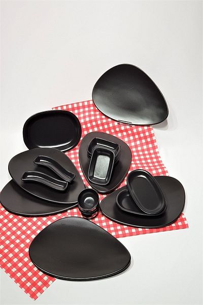GULHANILE Matte Black Asymmetrical 18 Piece Breakfast Set for 6 People