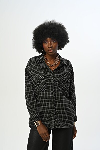 Orfeo Negro Жіноча сорочка з квадратним візерунком та двома кишенями