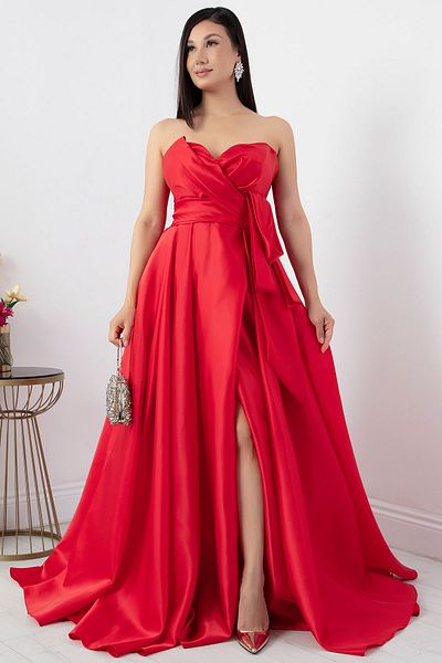 PULLIMM Rochie din satin fără bretele și cu fantă ECR5807