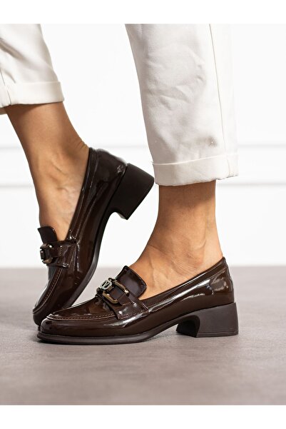 Alemdar Shoes Дамски мокасини от лачена кожа, кафяви - с катарама