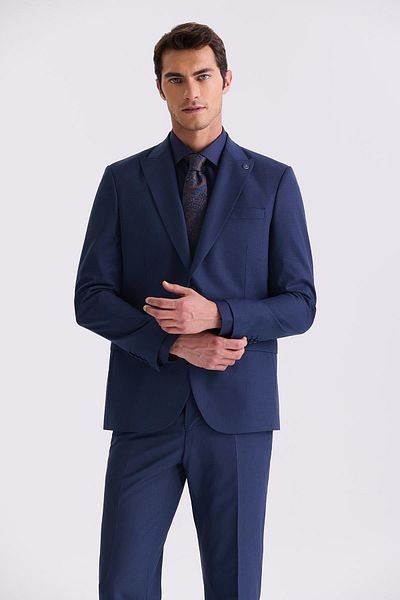 Jakamen Navy Blue Classic Fit Pointed Collar Wool Suit