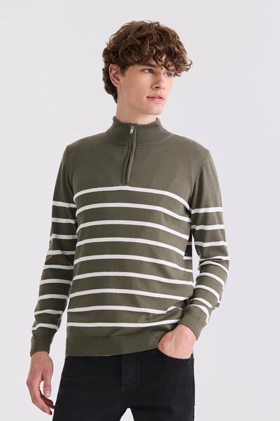 Jakamen Mildew Green Slim Fit Half Fisherman Knitwear Sweater