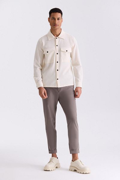 Jakamen Αθλητικό πουκάμισο Cream Slim Fit με κουμπιά γιακά με τσέπη