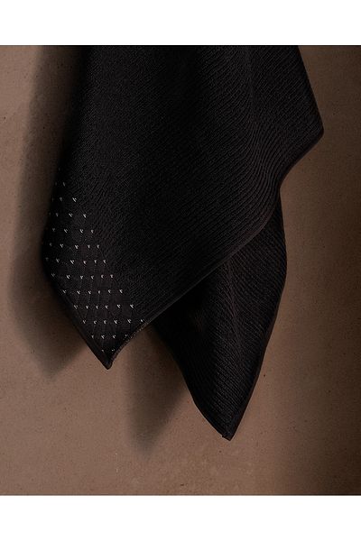 Madame Coco Lina Bath Towel - Stylish and Functional Design