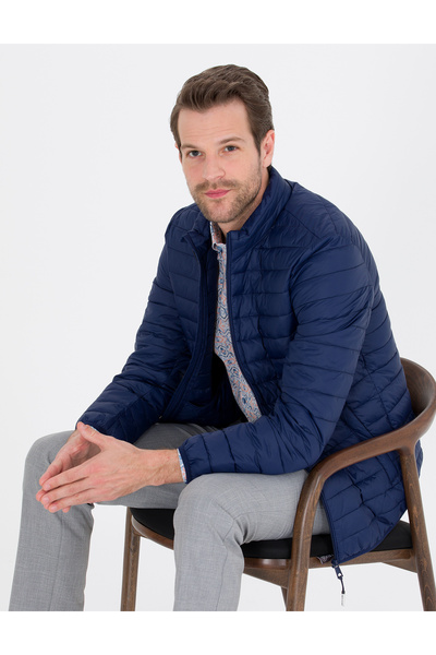 Pierre Cardin معطف مبطن باللون الأزرق الداكن 50262451-VR033