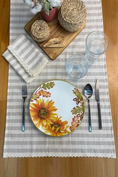 Markaev Stripe Runner Dantel